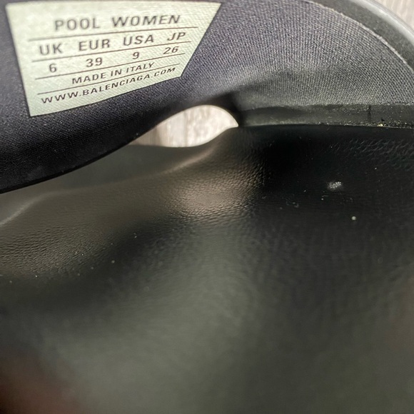 BALENCIAGA Womens Black Slides - Picture 6 of 6